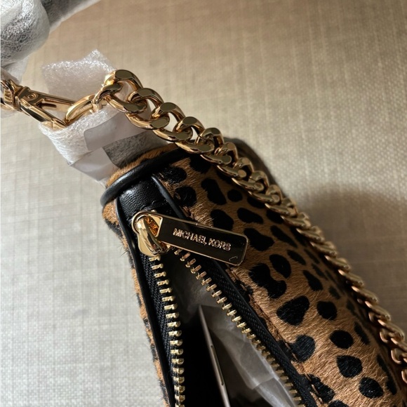 Michael Kors Carmela Oxblood multi small Pouchette NWT - Picture 10 of 12